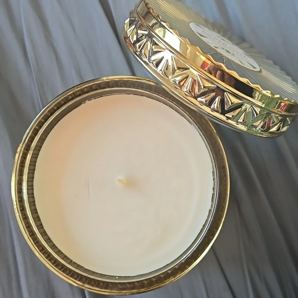 ❤️BUY 2 GET 1 FREE Capri Blue Exotic Blossom & Basil Gilded Faceted Candle